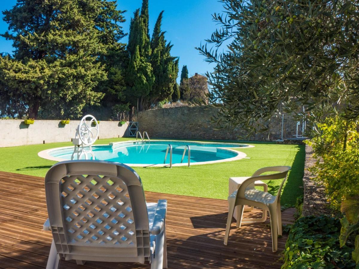 Montbrun-des-Corbières Cosy Holiday Home With Swimming Pool מראה חיצוני תמונה